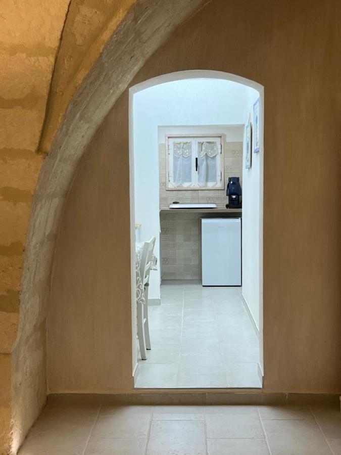 Suite Cavour Luxury Home Taranto Kültér fotó