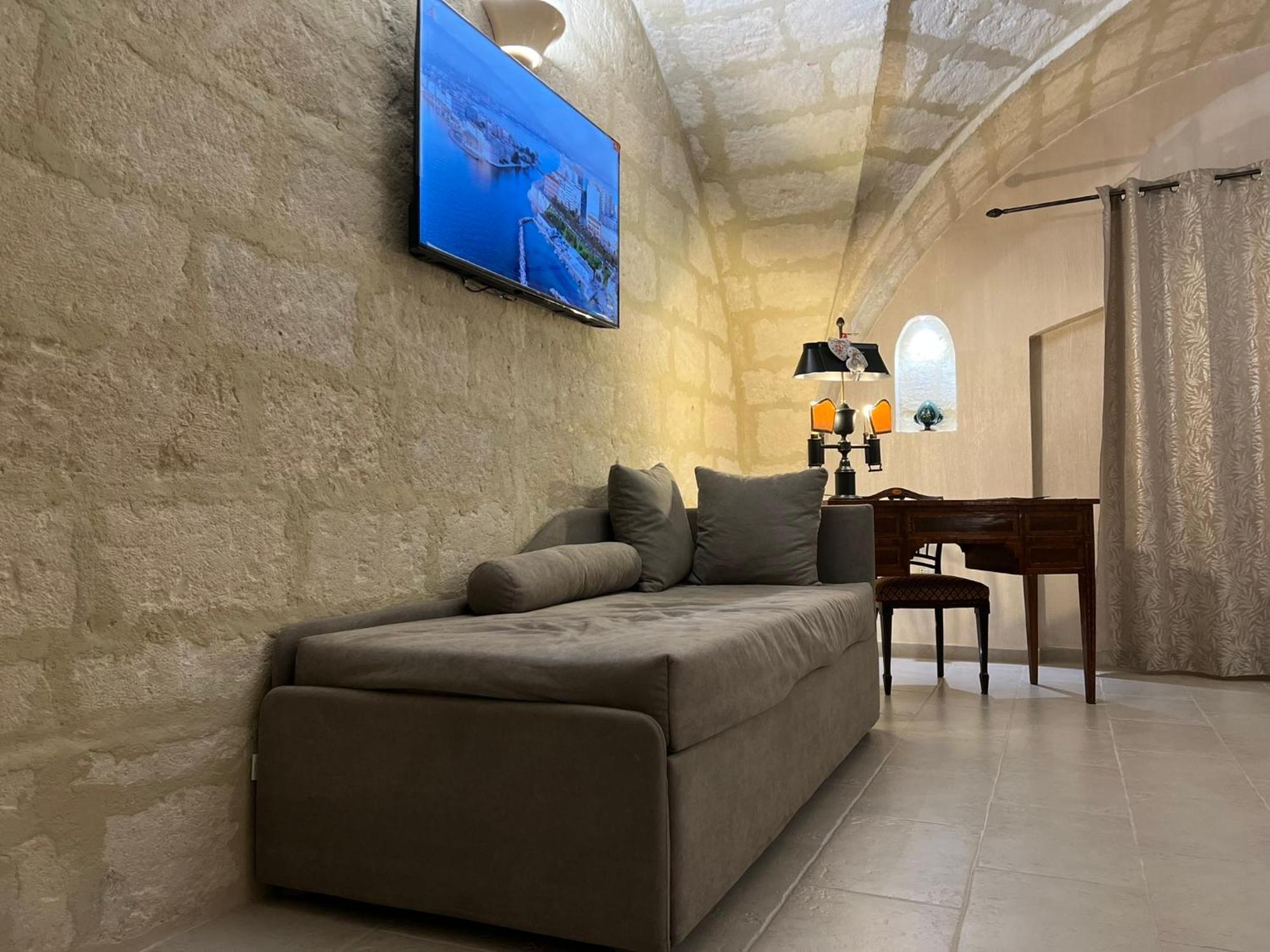 Suite Cavour Luxury Home Taranto Kültér fotó