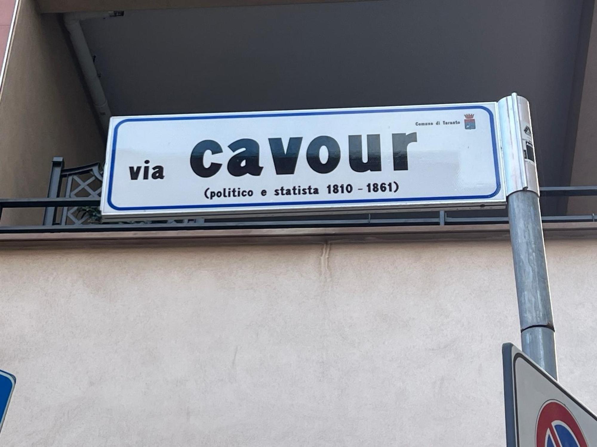 Suite Cavour Luxury Home Taranto Kültér fotó
