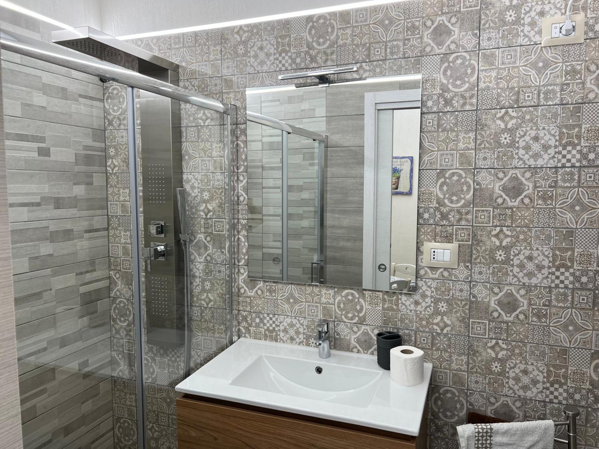 Suite Cavour Luxury Home Taranto Kültér fotó