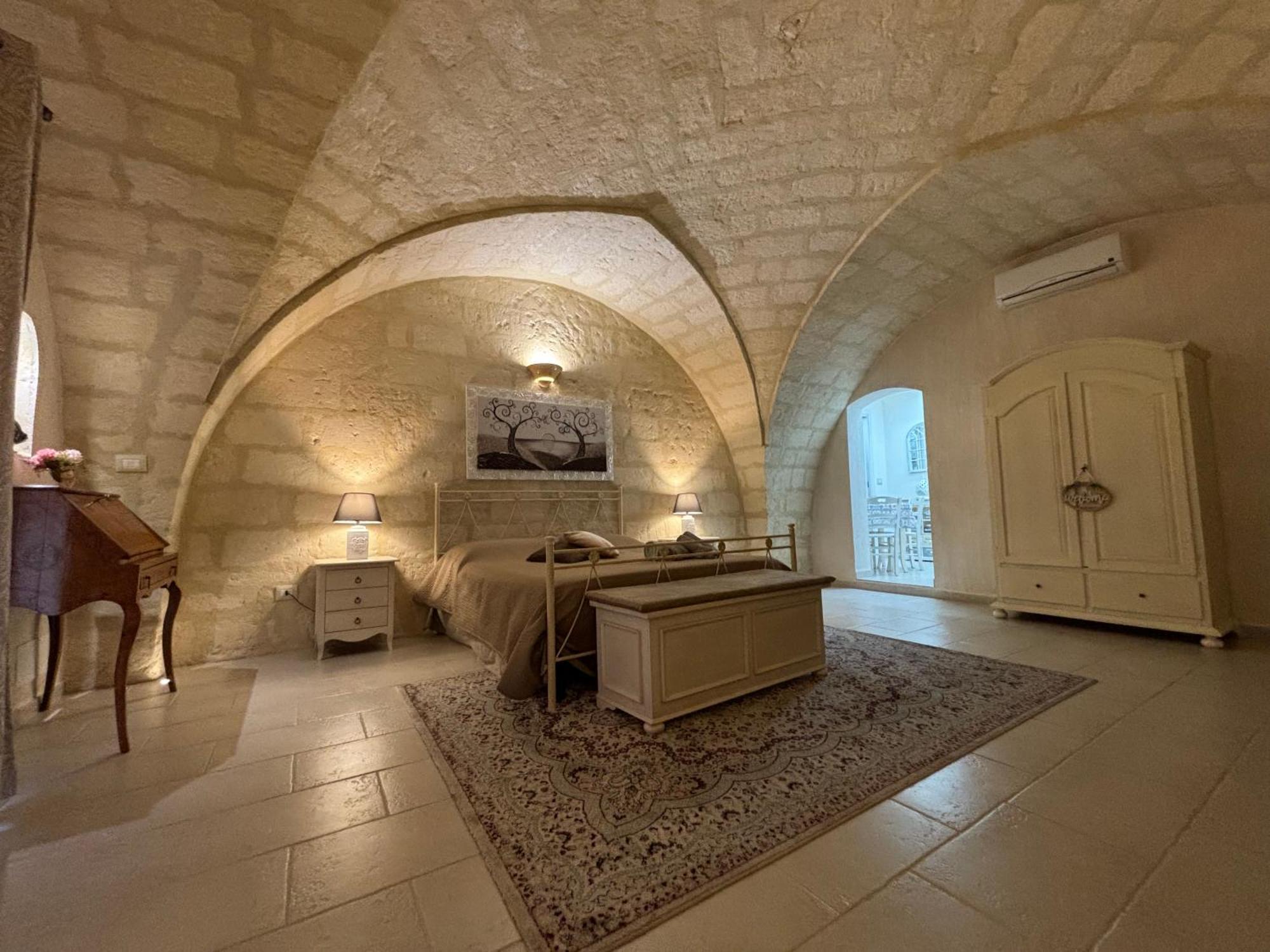 Suite Cavour Luxury Home Taranto Kültér fotó